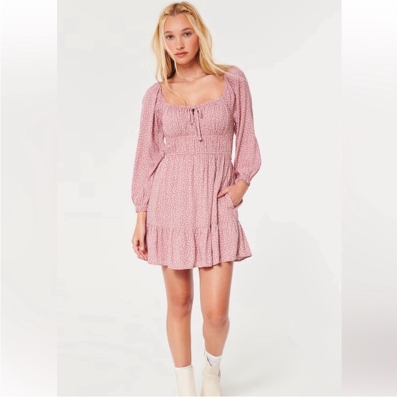 Hollister Dresses & Skirts - Hollister Pink Long Sleeve Dress